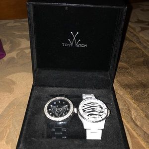 Set of TOY watches.